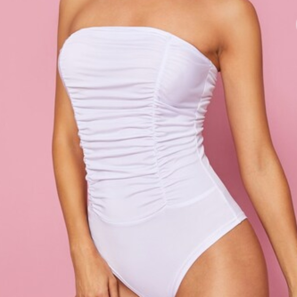 2 left 🤍White Bodysuit - Picture 3 of 4
